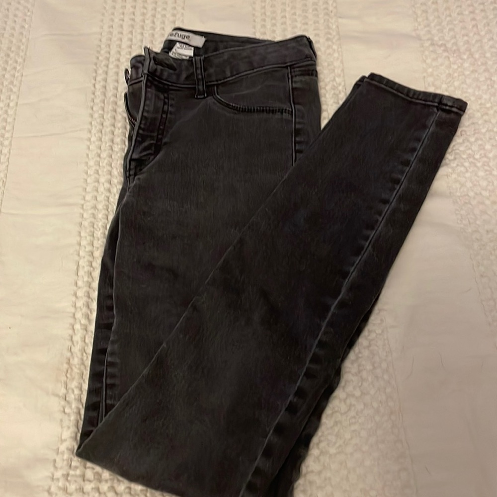 faded black skinny jeans
